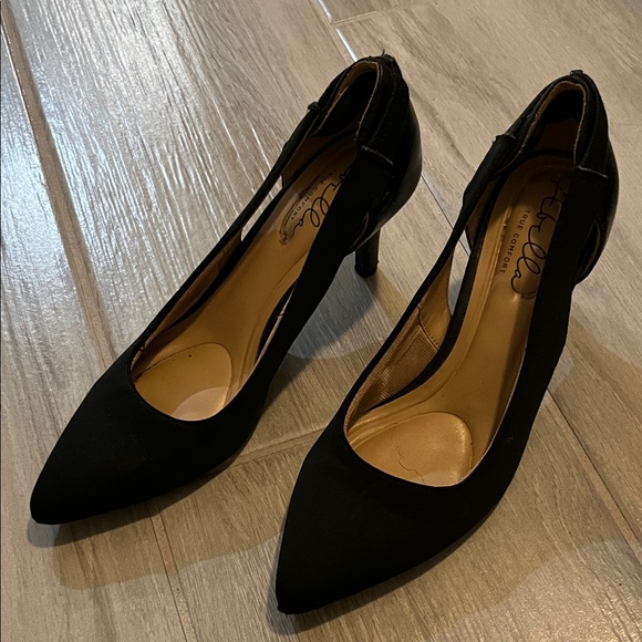 Abella Shoes - Abella Classic Black Heels